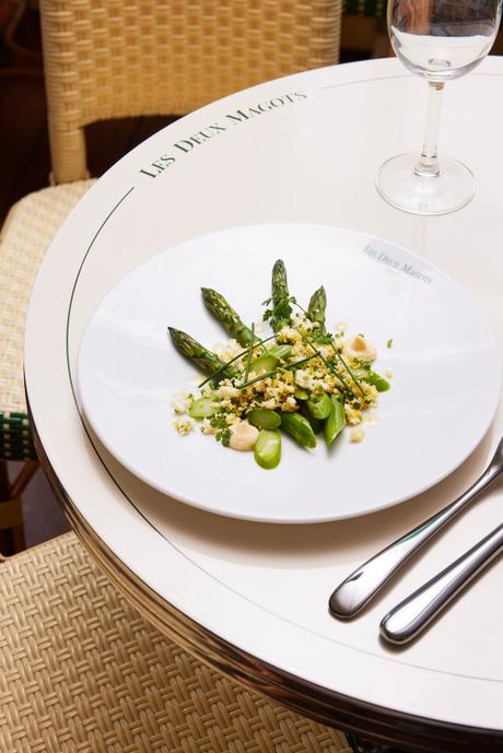 Les Deux Magots : Découvrez la quintessence du Paris gourmand Les Deux Magots : Découvrez la quintessence du Paris gourmand