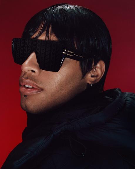 Campagne Automne-Hiver 2023 de Marc Jacobs Eyewear