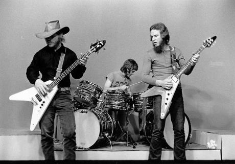 Blonde & Idiote Bassesse Inoubliable*******************Tres Hombres de ZZ Top Blonde & Idiote Bassesse Inoubliable*******************Tres Hombres de ZZ Top