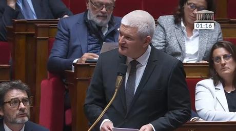 Attentats d'Arras et de Bruxelles : tirs groupés contre les insoumis