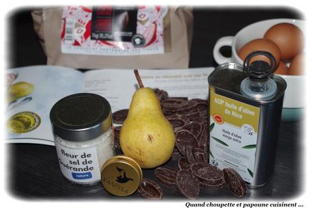 mousse au chocolat noir sur lit de poires, huile d'olive de Nice AOP-3705