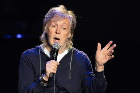 Paul McCartney : quelques belles photos prises à Adélaïde Paul McCartney : quelques belles photos prises à Adélaïde