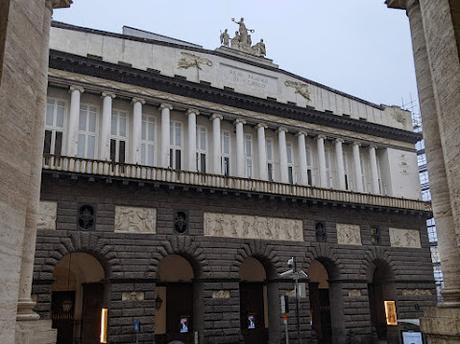 Napoli — Galleria Umberto I — Fotoreportage /Reportage photos —  25 Bilder /  25 photos