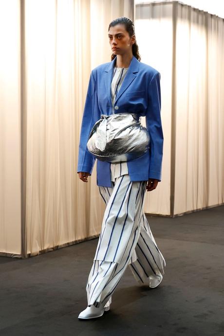 FASHIONWEEK SS24 : ce qu’il faut retenir du défilé EENK FASHIONWEEK SS24 : ce qu’il faut retenir du défilé EENK