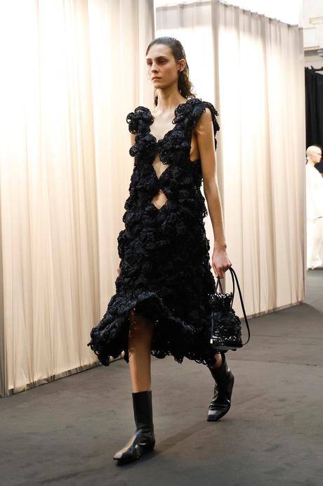 FASHIONWEEK SS24 : ce qu’il faut retenir du défilé EENK FASHIONWEEK SS24 : ce qu’il faut retenir du défilé EENK