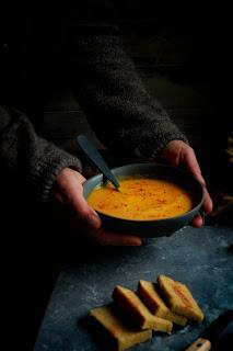Soupe de courge, corn bread et beurre parfumé