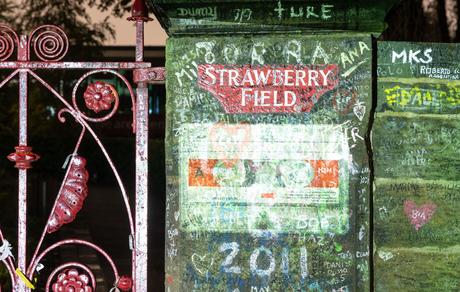 Les Beatles continuent d’annoncer leur “dernière chanson” avec des projections à Liverpool