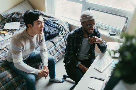 Le risque de dépression est plus élevé chez les jeunes suivant des études supérieures (Visuel Adobe Stock 136392623)