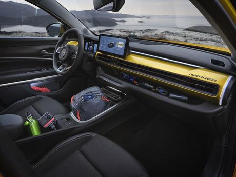 J’ai roulé 24h en Jeep Avenger 100% électrique !