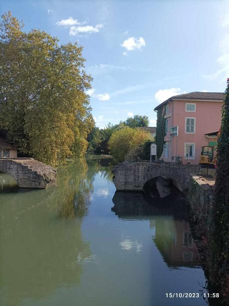 La France - Pont de Veyle  - village