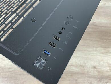 Intertech C-702 Diorama – hotbox ou vitrine solide ?