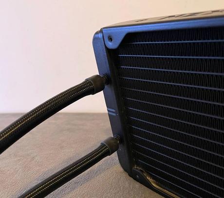 Examen du refroidisseur de processeur NZXT Kraken X63 RGB 27 NZXT X63 avis 08