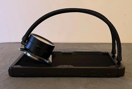 Examen du refroidisseur de processeur NZXT Kraken X63 RGB 24 NZXT X63 avis 05