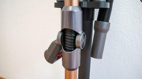 Aspirateur JIMMY H9 Pro lors du test – la puissance d’aspiration de 25 000 Pa est impressionnante