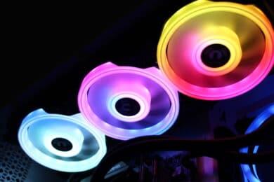 Test du Thermaltake Riing Quad 12 RGB – beaucoup de RVB et beaucoup de performances ?