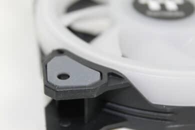 Test du Thermaltake Riing Quad 12 RGB – beaucoup de RVB et beaucoup de performances ?