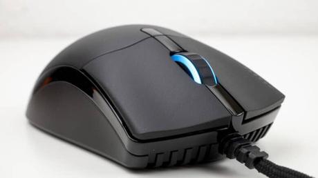 Sabre Pro Champion Series – Examen de la souris de jeu nouvelle génération de Corsair