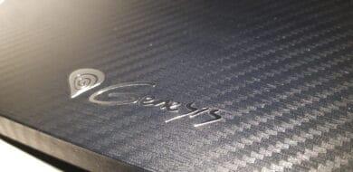 Bureau de jeu Genesis Holm 510 RGB – Désormais également RVB dans le bureau ?