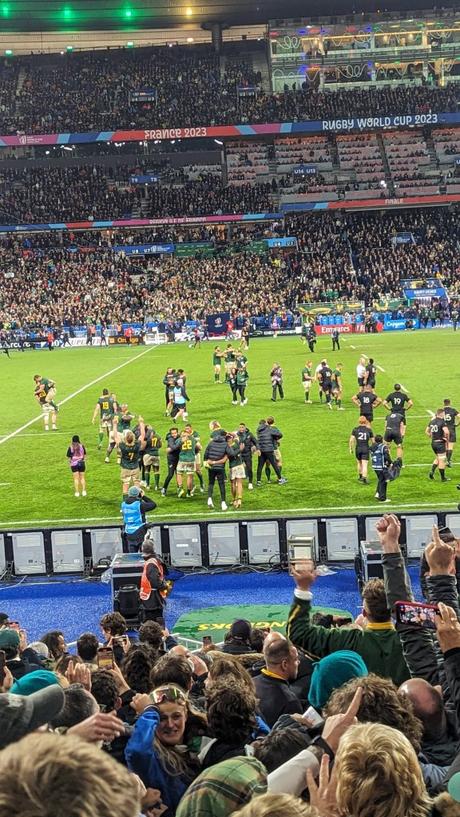 Defender et la Coupe du Monde de Rugby 2023 : Une Alliance de Force et d’Excellence