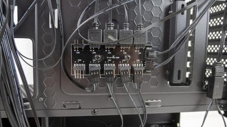 SilentiumPC Ventum VT4V EVO TG ARGB : Le boîtier aux coins arrondis en test