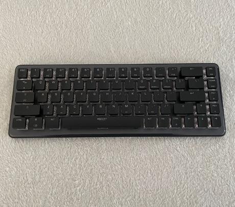 Examen du mini clavier Roccat Vulcan II 4 Roccat Vulcan II Mini Review2