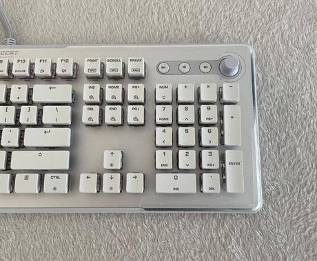 avis roccat vulcan ii max5