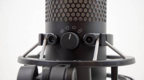 Test HyperX Quadcast S : le talent polyvalent bénéficie d’un éclairage RVB dynamique