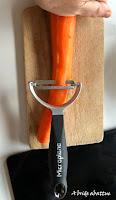 J'ai testé l’éplucheur en Y à julienne de Microplane