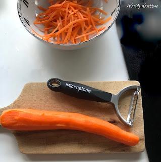 J'ai testé l’éplucheur en Y à julienne de Microplane