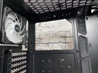 Boîtier MSI MPG SEKIRA 100R RGB au design dragon !