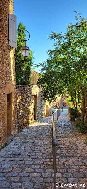 Les Villages des Pierres Dorées - Oingt (Rhône)