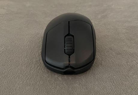 Examen de la souris de jeu sans fil SteelSeries Prime Mini 10 test du steelseries prime mini sans fil4