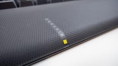 Corsair K100 RGB : Le nouveau non plus ultra sous les claviers gaming Corsair K100 RGB : Le nouveau non plus ultra sous les claviers gaming