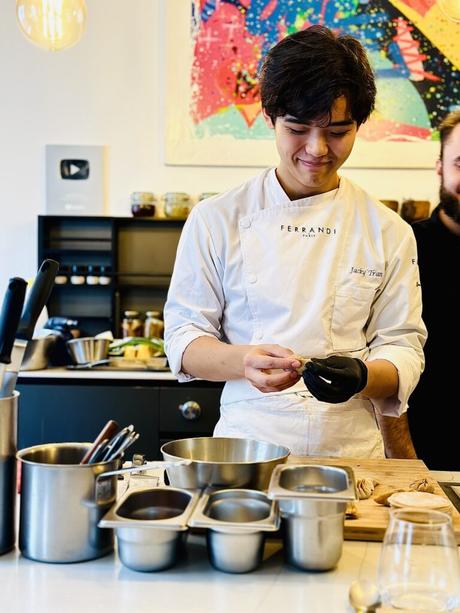 Un atelier culinaire avec Pierre Sang pour l’association Partage