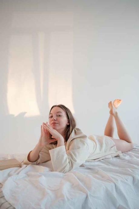 Pyjama et sommeil : l’influence des vêtements de nuit sur la qualité de votre sommeil