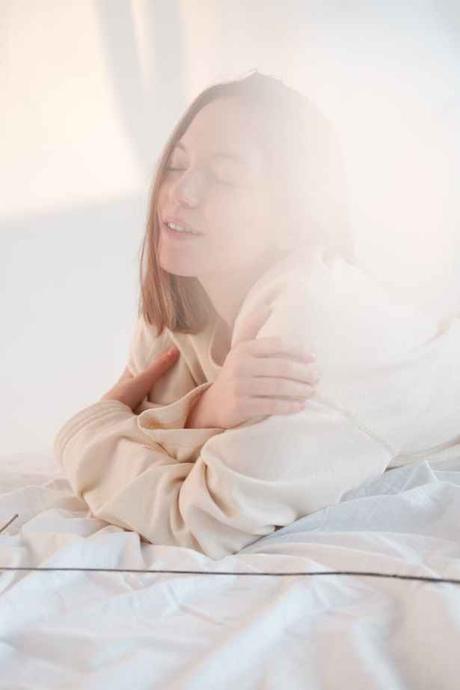 Pyjama et sommeil : l’influence des vêtements de nuit sur la qualité de votre sommeil