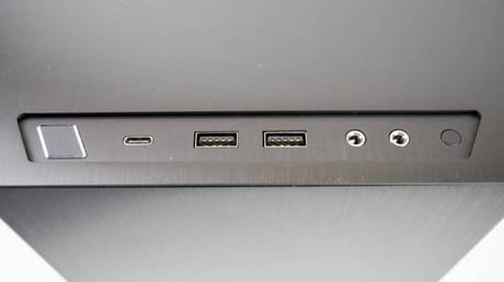 Mini boitier avec beaucoup de place en test : le Lian Li TU150 !