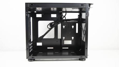 Mini boitier avec beaucoup de place en test : le Lian Li TU150 !