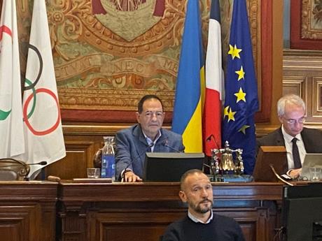 Paris, capitale des droits humains, a réaffirmé son engagement au Conseil de Paris. anne hidalgo,jean luc romero michel,droits humains