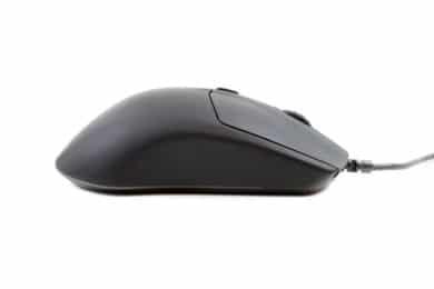 SteelSeries Rival 3 côté droit