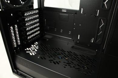 Intérieur gauche en bas