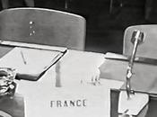 Constitution jamais prévu président République négocie directement politique nation avec chefs partis, dans secret d’une salle réunion