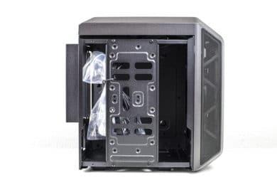 Test du Cooler Master MasterCase H100 : petit boîtier avec grande ventilation Cooler Master MasterCase H100