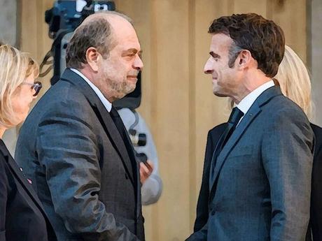 Éric Dupond-Moretti relaxé : la justice passe et les chiens aboient !