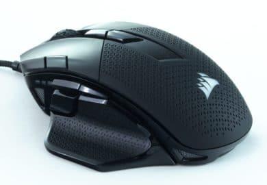 Corsair Nightsword RGB – Souris de jeu avec système de poids spécial