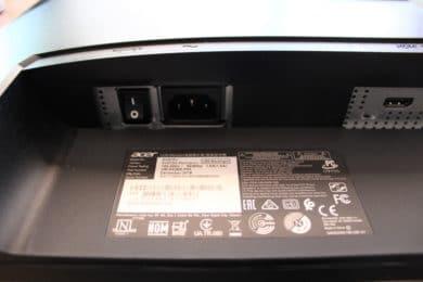 Acer Nitro XV2 : moniteur de jeu HDR-WQHD 144 Hz examiné Connexion électrique