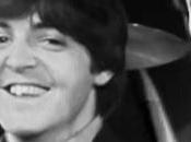 Paul McCartney déclaré Ringo Starr était “paranoïaque” parce qu’il n’était batteur.