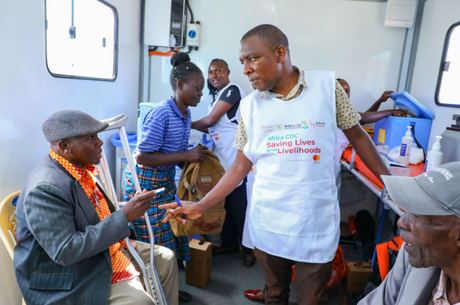 Africa CDC et la Fondation Mastercard lancent la phase 2 de l’initiative Saving Lives and Livelihoods (SLL) pour renforcer les systèmes de santé publique en Afrique.