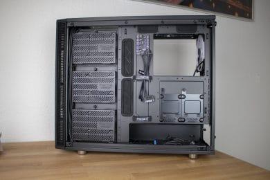 Examen du boîtier Fractal Design Define S2 Vision RGB