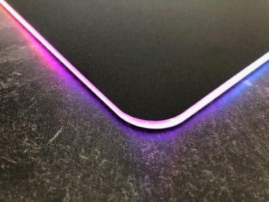 Examen du tapis de souris Lexip B5 RGB : coque rigide, noyau coloré ?